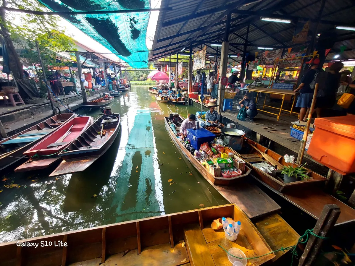 5 สถานที่ ท่องเที่ยวตลาดน้ำรอบกรุงใน 1 วันตลาดน้ำ (สถานทีที่ 3 วัดสะพาน (ราชพฤกษ์))