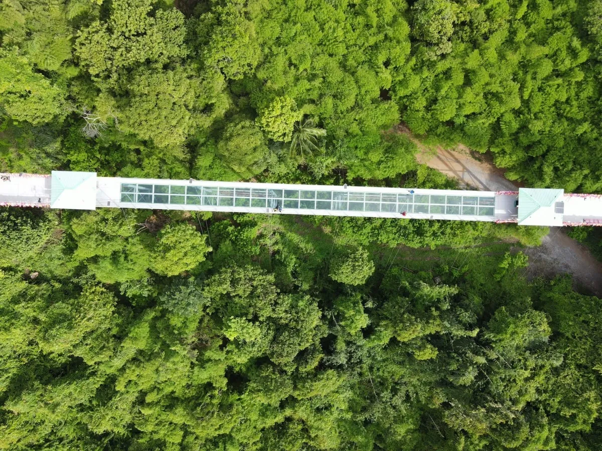 Chonburi’s new landmark: Wat Khao Tabak Skywalk