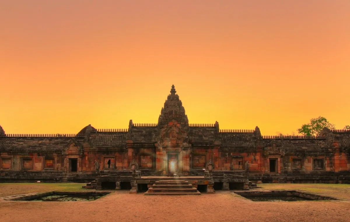 Travel Calendar (March) – Sunset phenomenon through the 15 portals at Phanom Rung Historical Park, Buriram Province