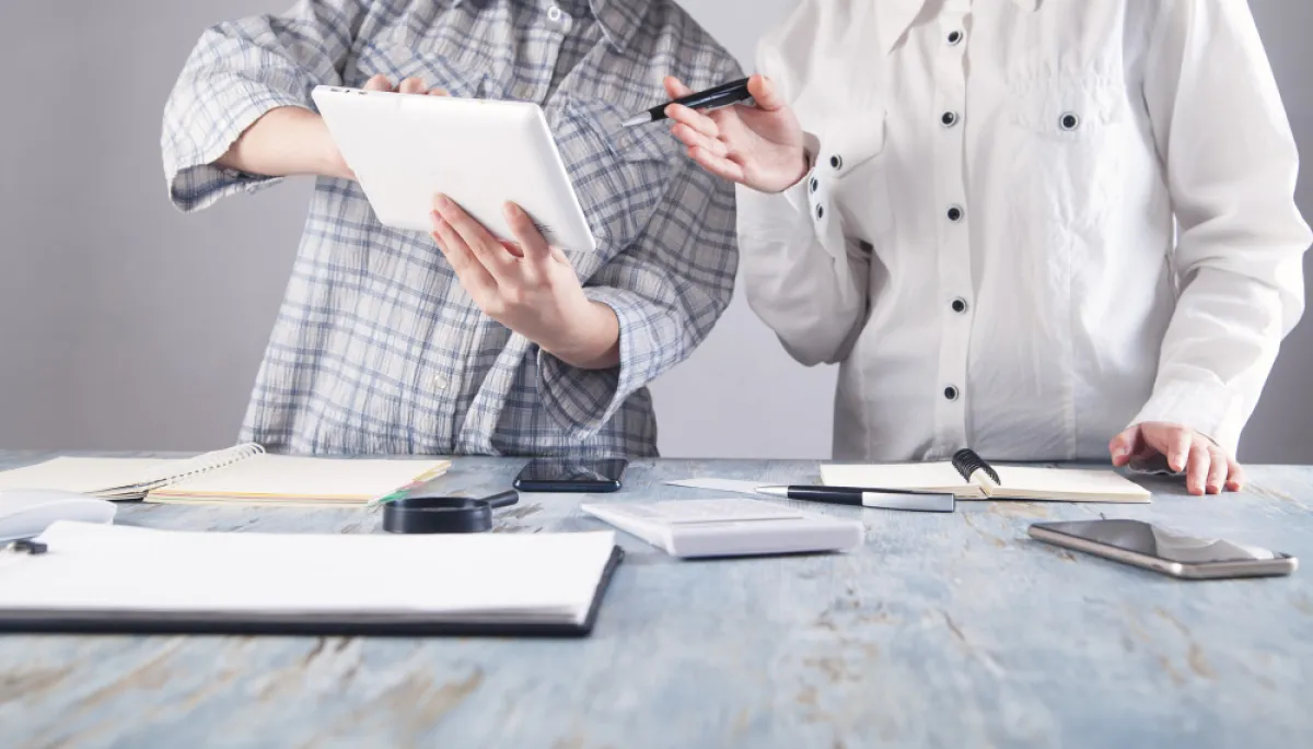 Application Documents for Permit to Send Workers to Work Overseas under the Technical Training and Practice Program Submitted at the Local Employment Office Where the Licensee has Established its Office (Jor Tor 3--Japan (Internship))