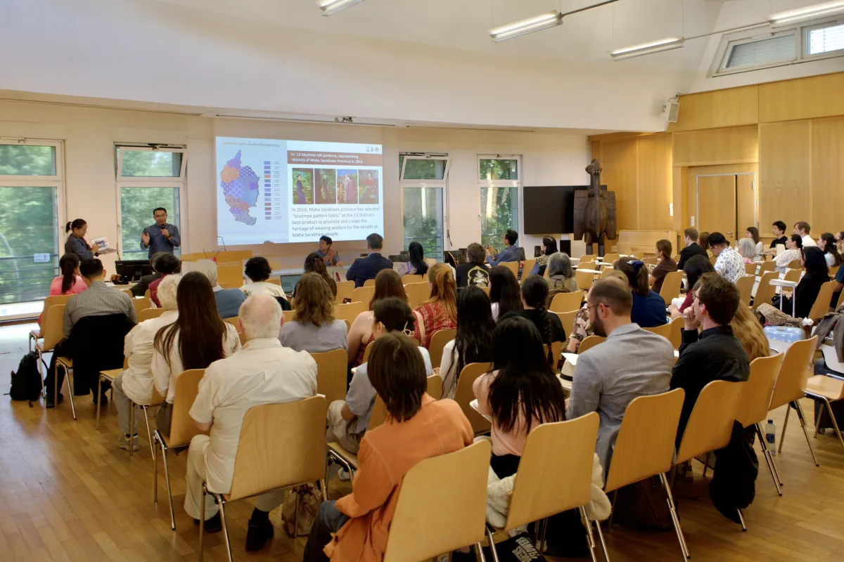 งานสัมมนาวิชาการและวัฒนธรรมไทย Thai Tag 2025 – Threads of Time: Preserving and Creating Thai Fashion