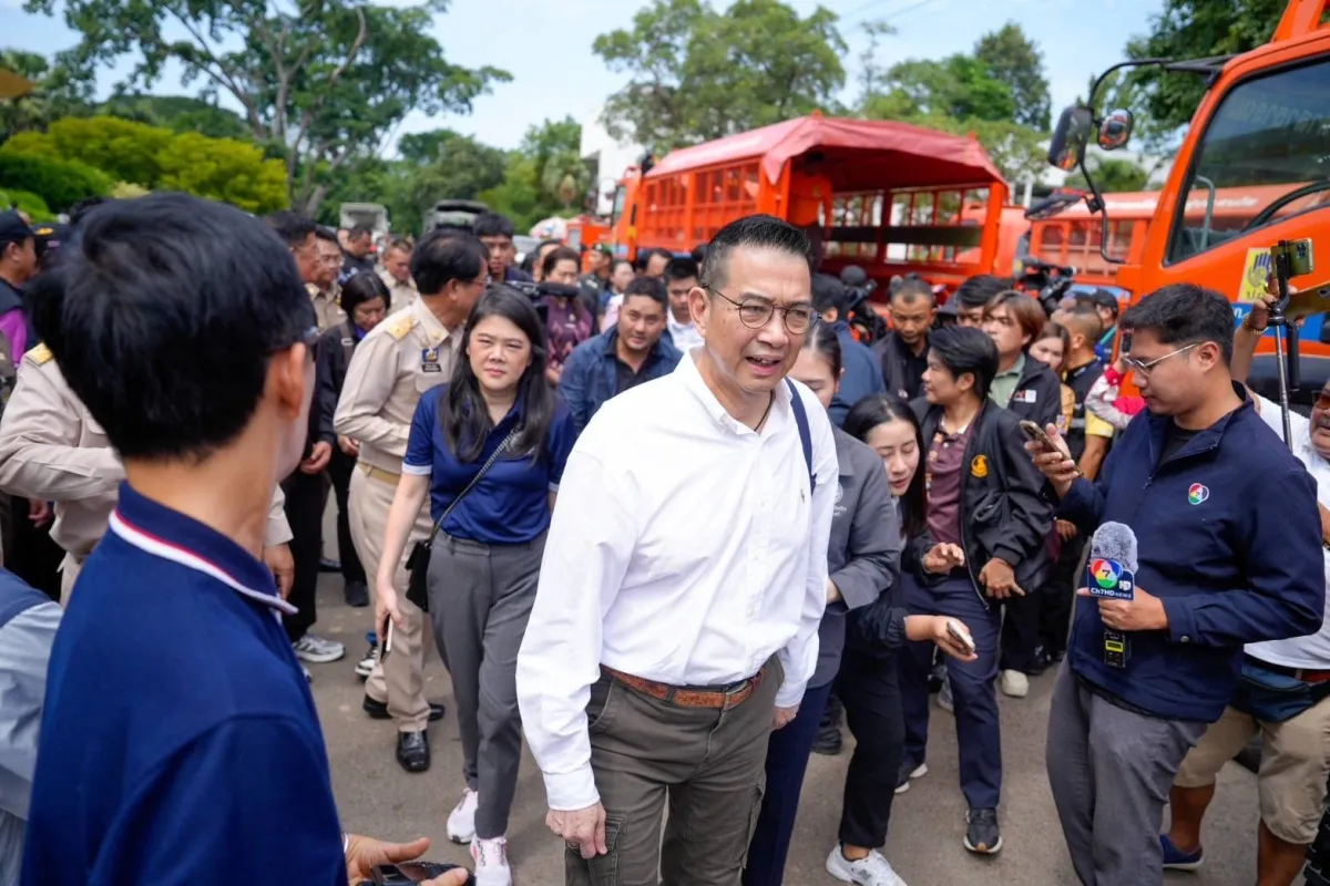 “มาริษ” ลงพื้นที่ จ.สุรินทร์ ให้กำลังใจผู้อพยพ - ยืนยัน กต.เดินหน้าเรียกร้องความเสียหายที่เกิดขึ้น