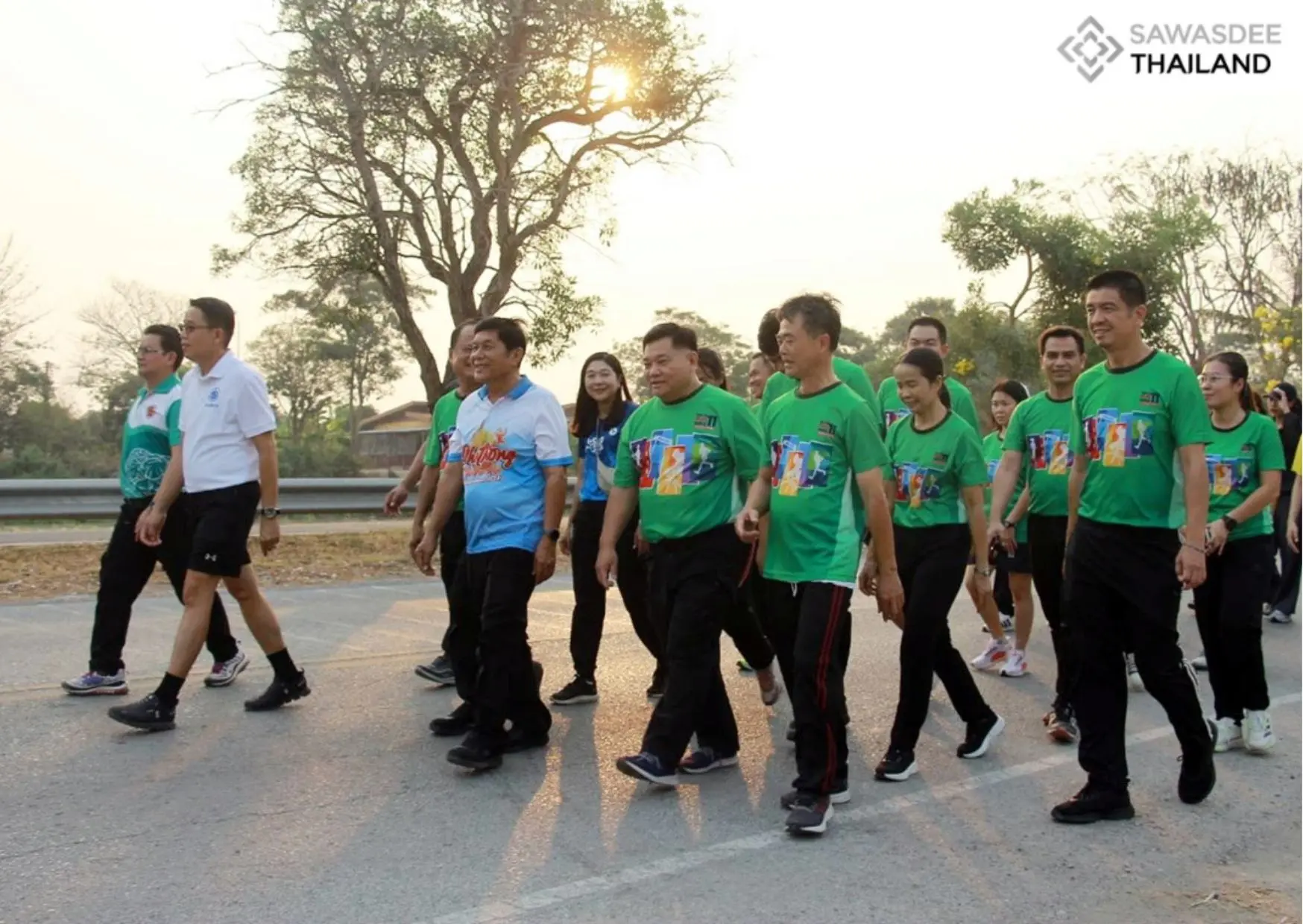 Ang Thong Provincial Commerce Office Joins “Governor Leads Walk- Run Against Stroke 2” Event