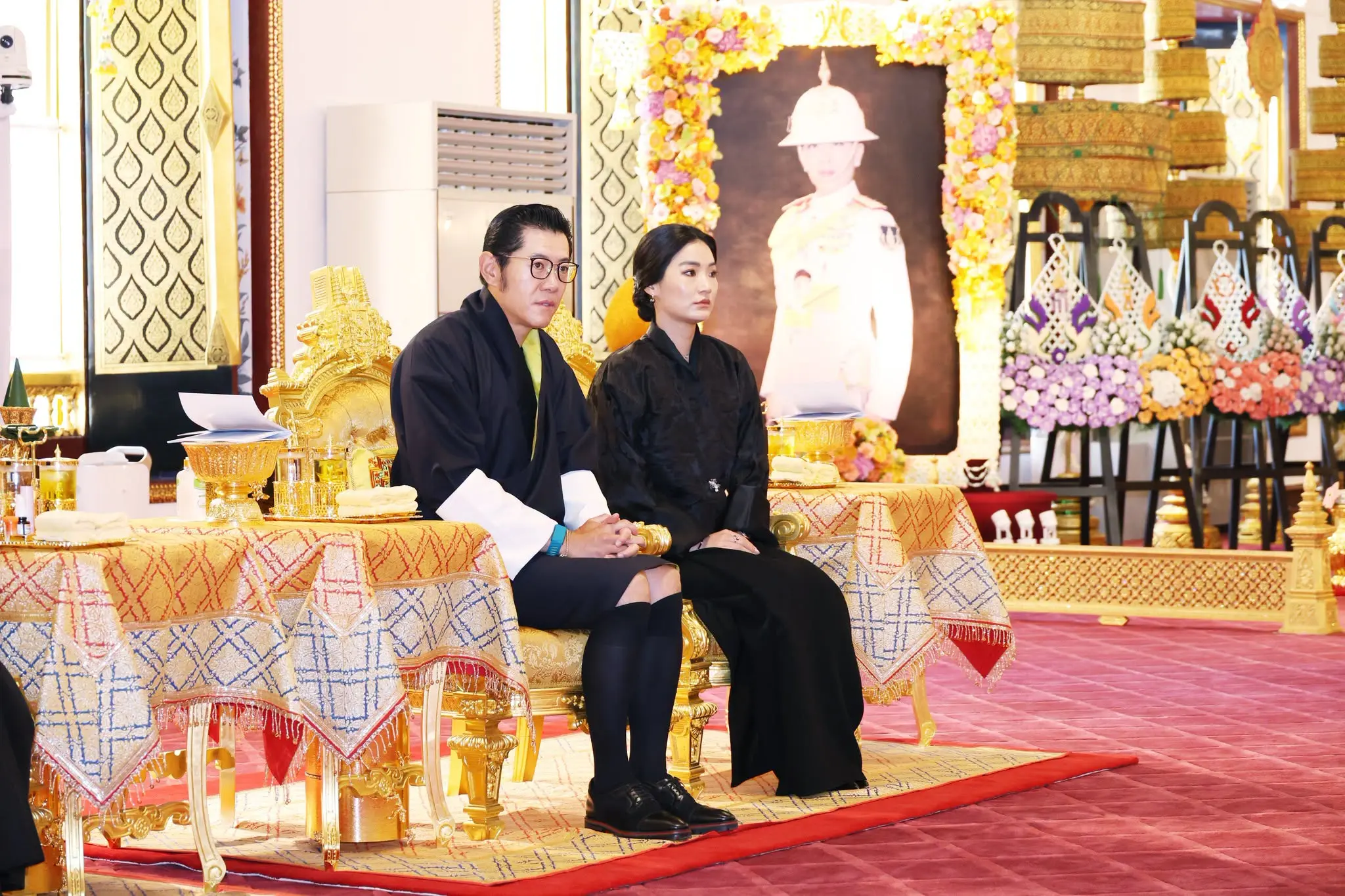 King and Queen of Bhutan Pay Respects to HRH Princess Bajrakitiyabha at Thailand's Grand Palace