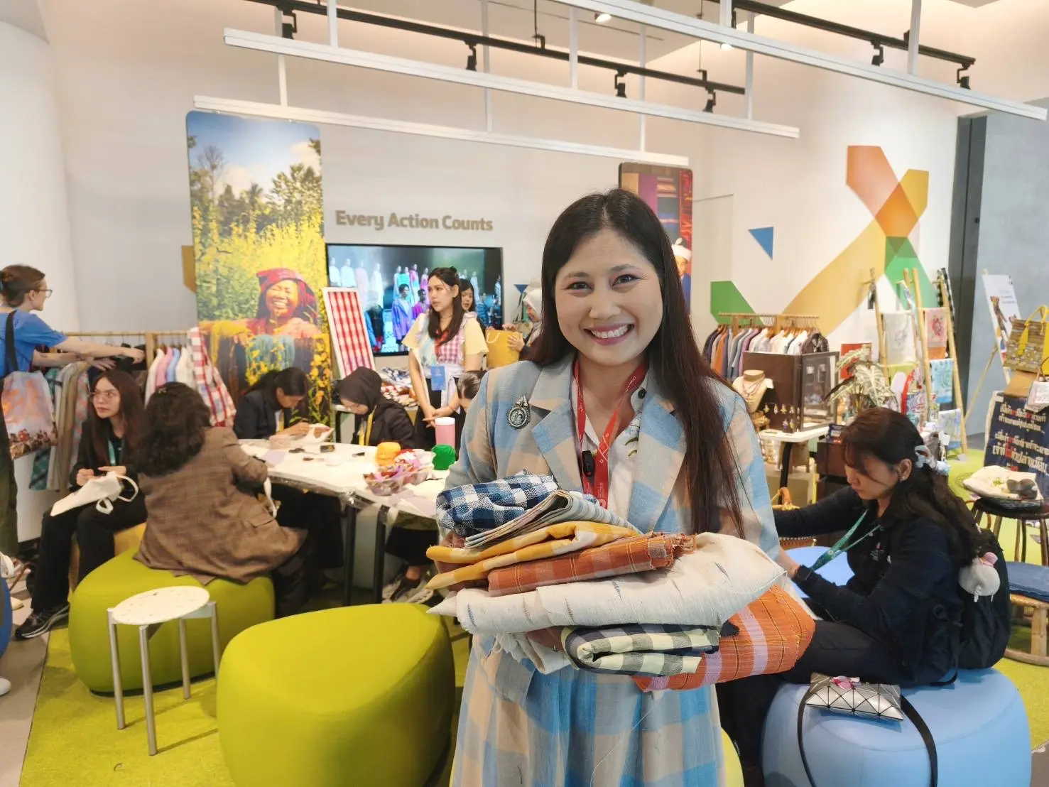 Thai Textiles, Zero Waste! Transforming Fabric Scraps into New Value and Taking Thai Wisdom Further Around the World